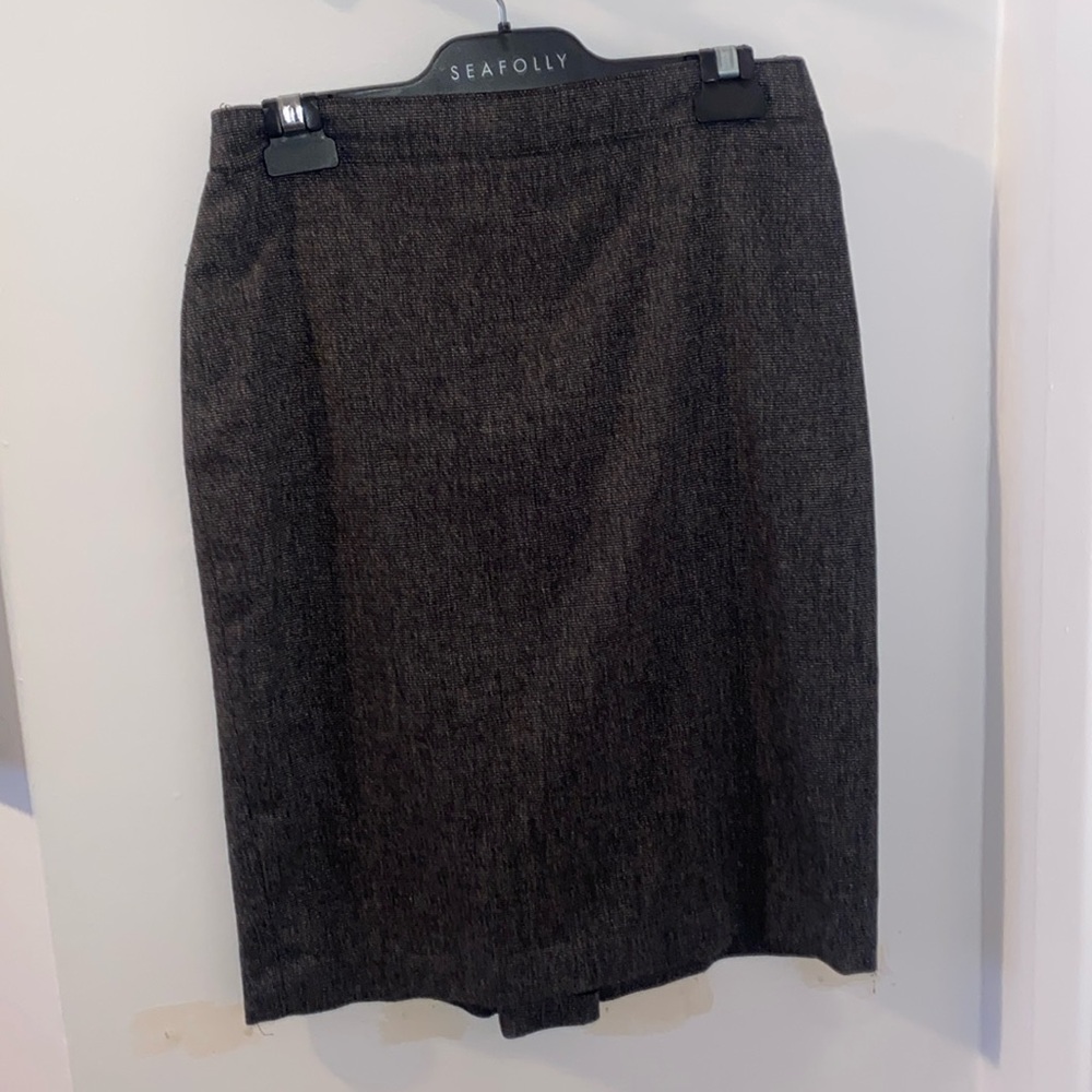 Elie Tahari skirt
